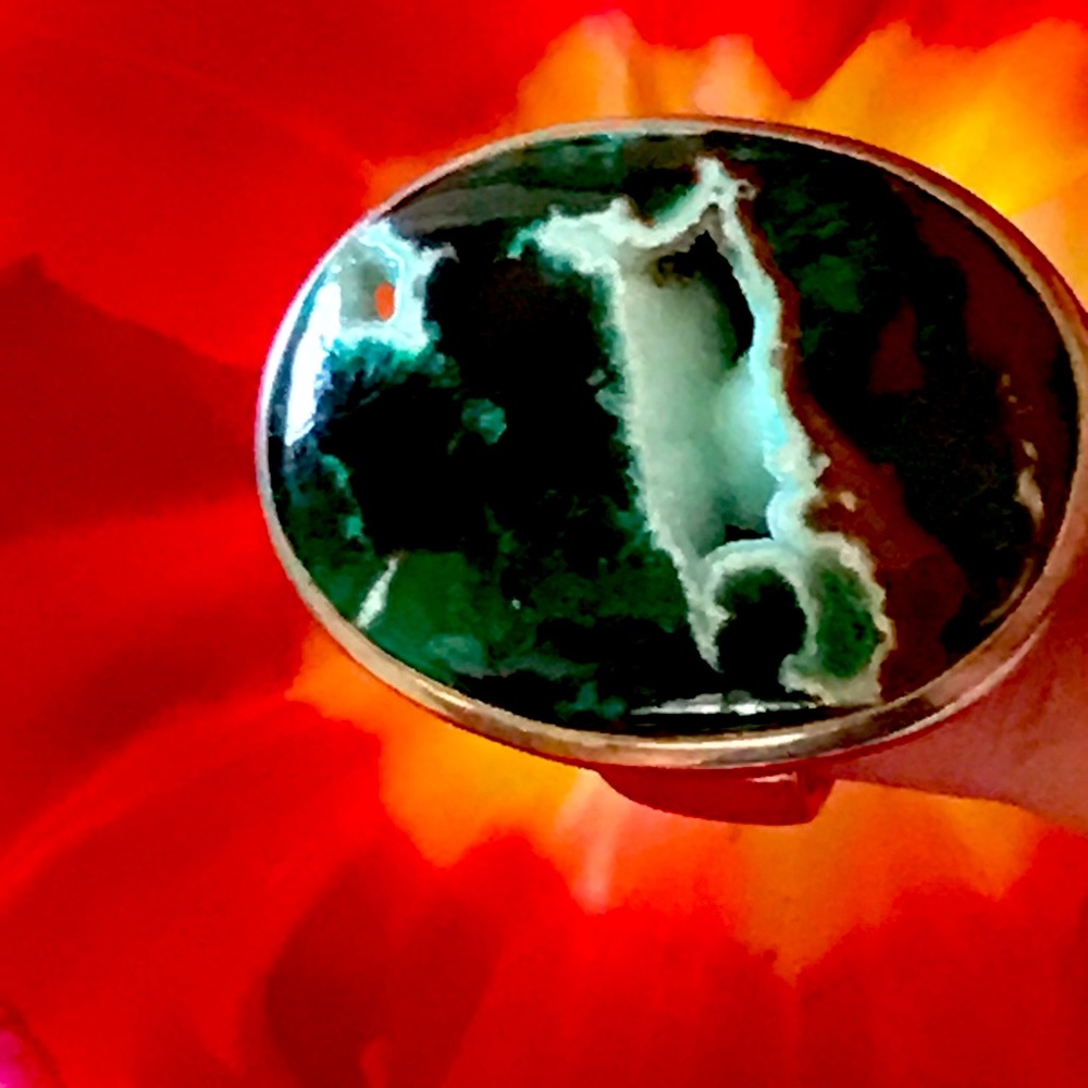 Natural mineral ring in 925 silver size 8.5 New